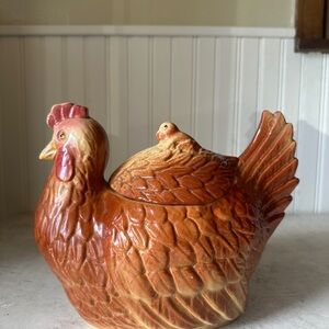 Vintage FAPCO Chicken Hen & Chick Ceramic Pottery Cookie Jar Decor USA Brown Red